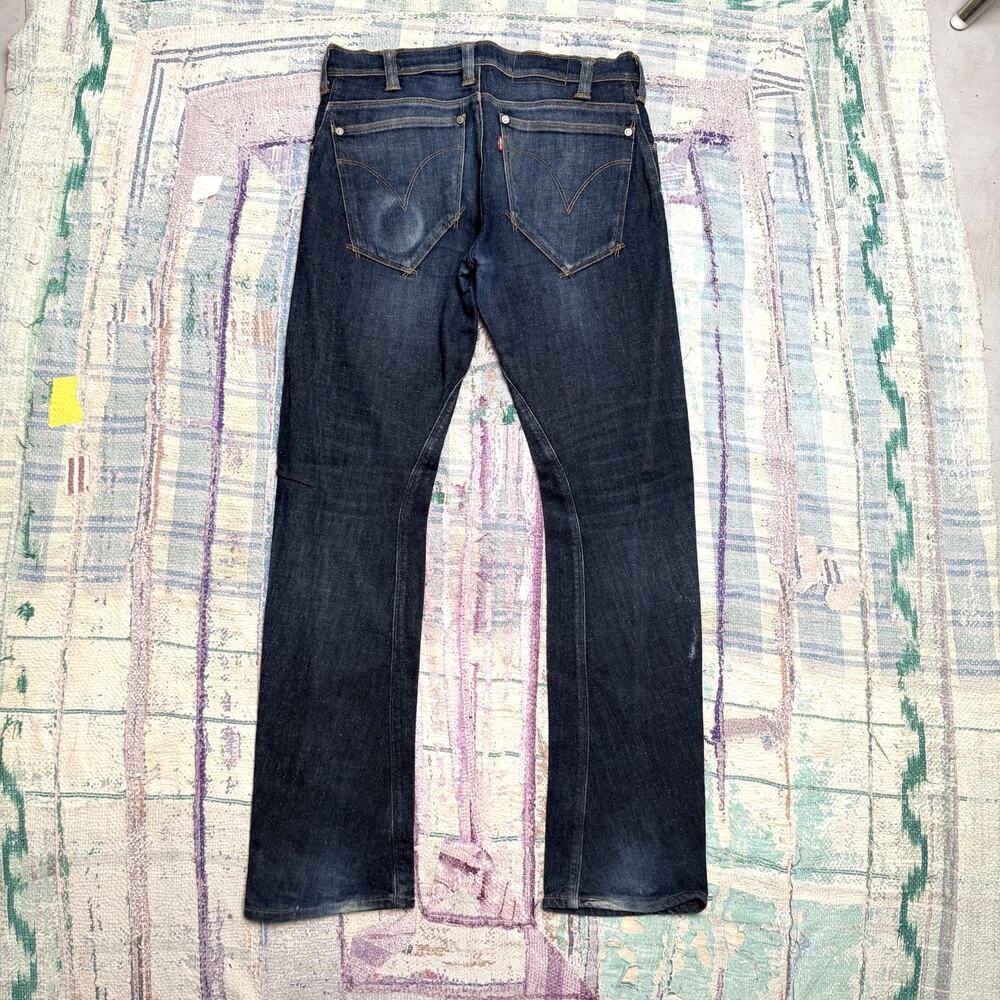 VTG Levis Engineered Jeans Mens Blue Dark Wash Twisted Fits 33x33